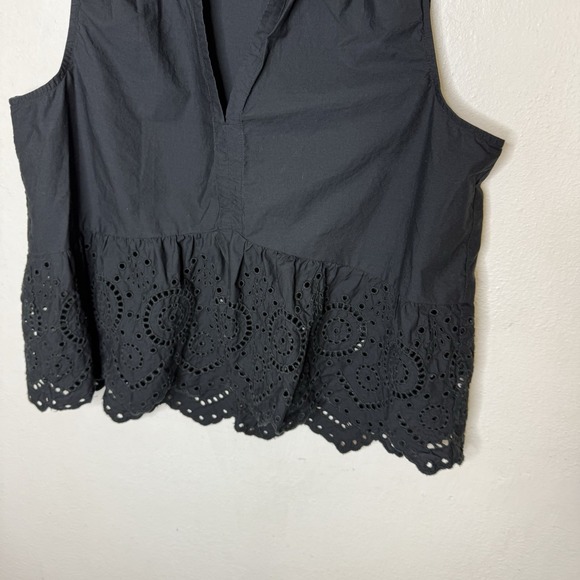 Gap Black Peplum Eyelet Sleeveless Top Womens Medium Tank Lace Trim Boho Cottage - Picture 3 of 9